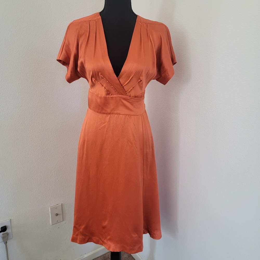 Banana Republic 100% Silk Dress Sz 2 Wrap Dress V-Neck Tie Belt Short Sleeve Y2K